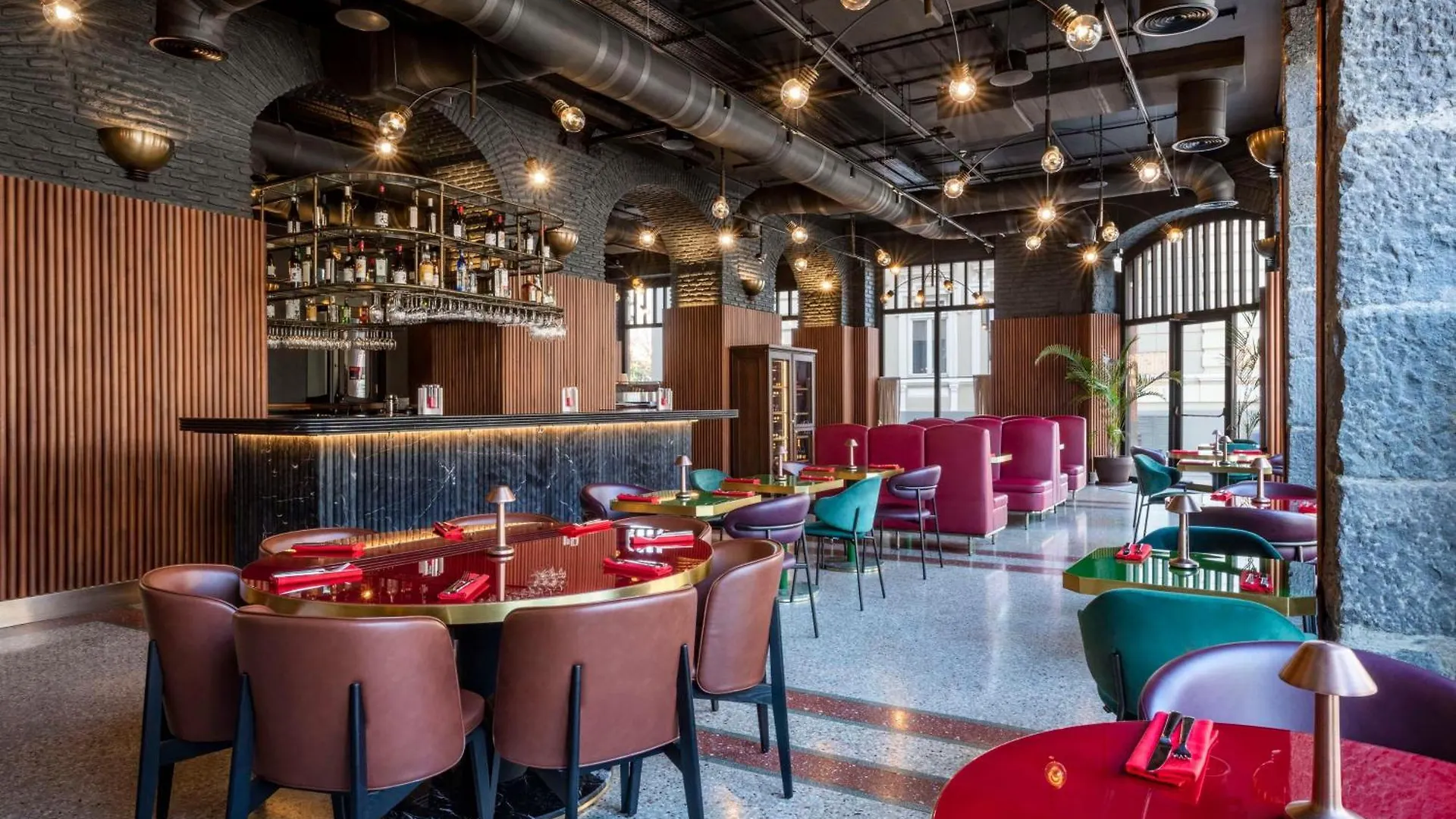 *****  Radisson Red Tbilisi Hotel Geórgia